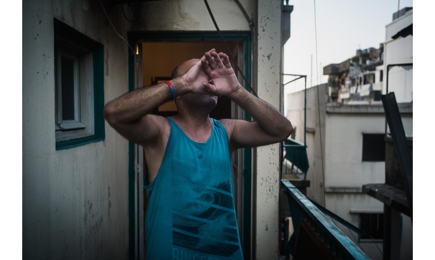 © Stéphane Lagoutte / MYOP Mar Mikhael, Nazareth says that this is no longer possible here. His sister is going to scout around Armenia to see if it is liveable. And if it is, Nazareth will join her and her children.