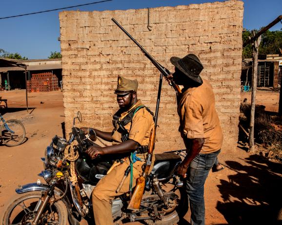 Milices Koglwegos / Burkina Faso, 2019 ©Pascal Maitre/ MYOP