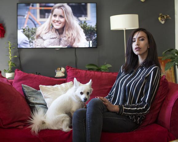 Myriam, 16 years old, has just had her first lip implants. it’s illegal because of her age. She knows it, but dreams of resembling her idol, Kylie Jenner. Myriam Akkoui, 16, posing with her little dog, “Queen”. Marseille, 2 May 2016. The tv channel E!